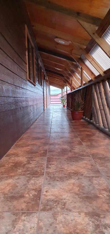 Apartamentos Tupuna Lodge Ханга-Роа Экстерьер фото