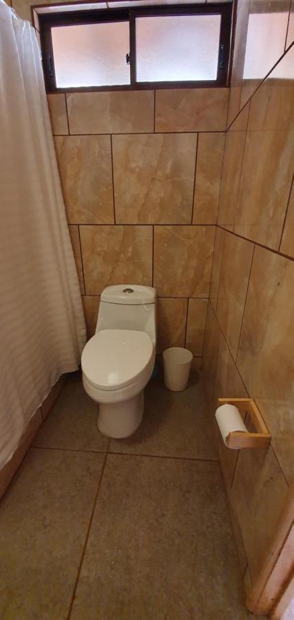 Apartamentos Tupuna Lodge Ханга-Роа Экстерьер фото